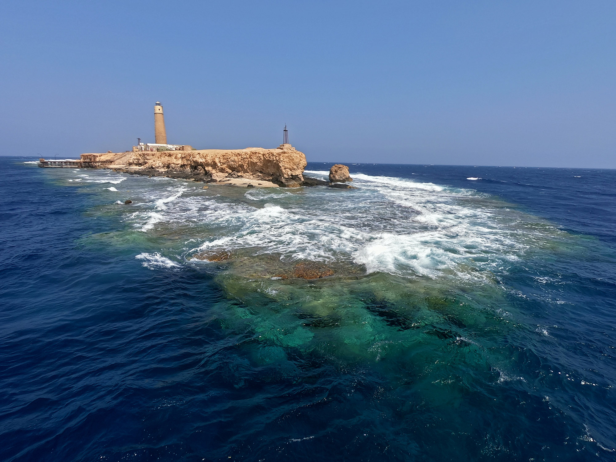 Shipwreck Expedition In The Egyptian Red Sea - Archaeological Fieldwork ...